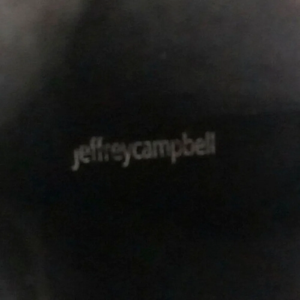 JEFFREY CAMPBELL Black Puffer Insulated Winter Boots Women's Size 6